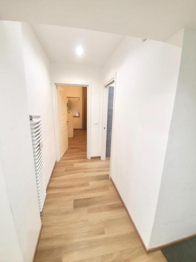 Genoa Lux Apartments With Parking Exterior foto