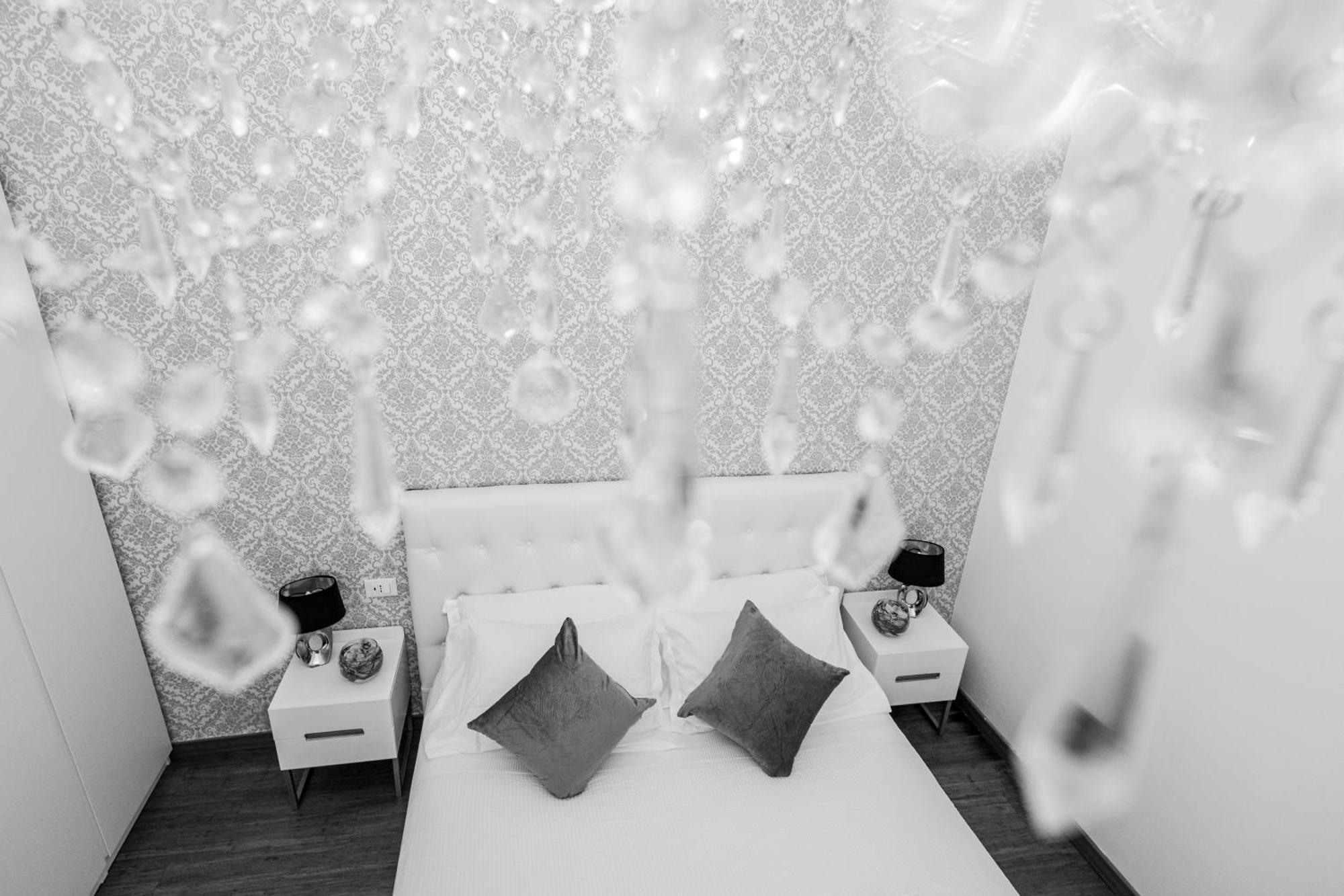 Genoa Lux Apartments With Parking Exterior foto