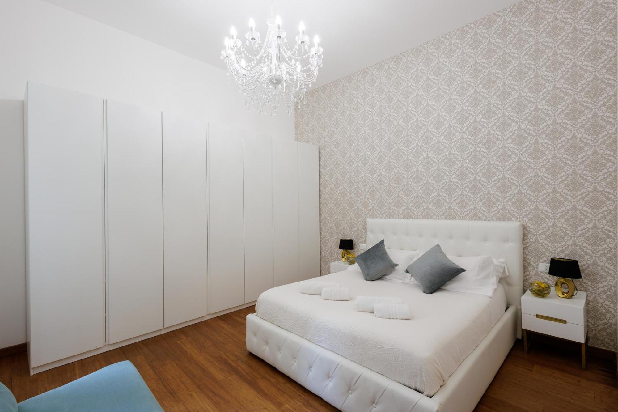 Genoa Lux Apartments With Parking Exterior foto