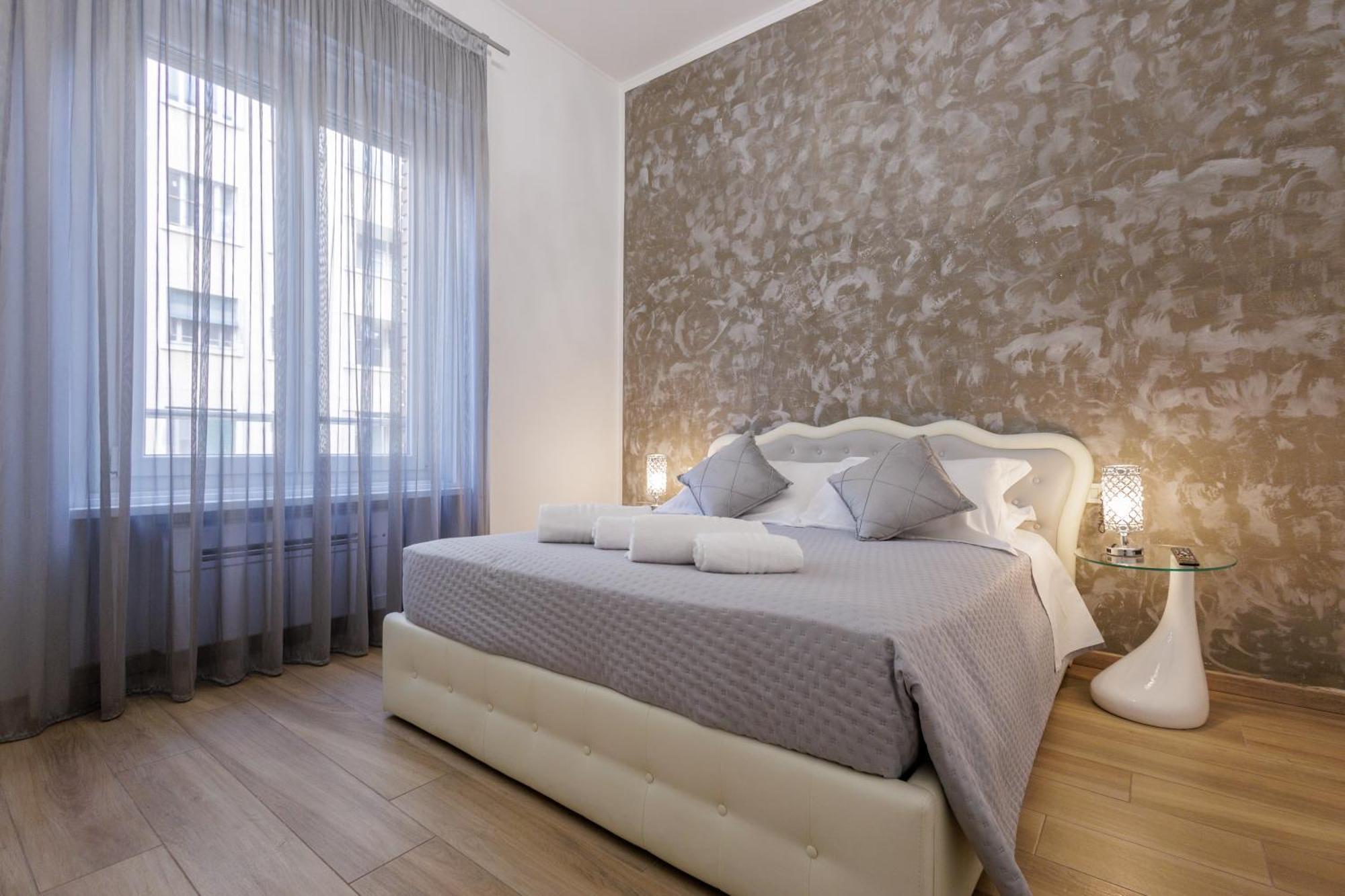 Genoa Lux Apartments With Parking Exterior foto