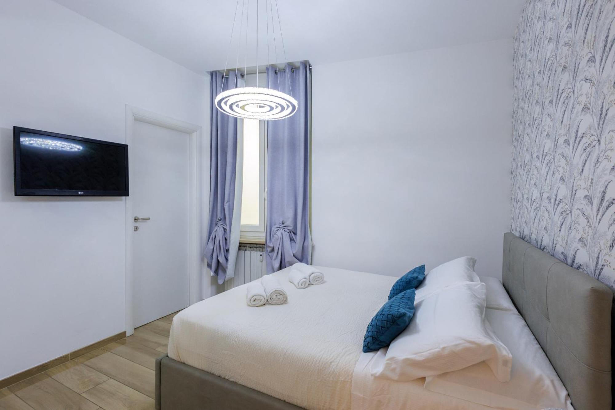 Genoa Lux Apartments With Parking Exterior foto